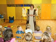 Radujme se, veselme se - divadlo ve školce